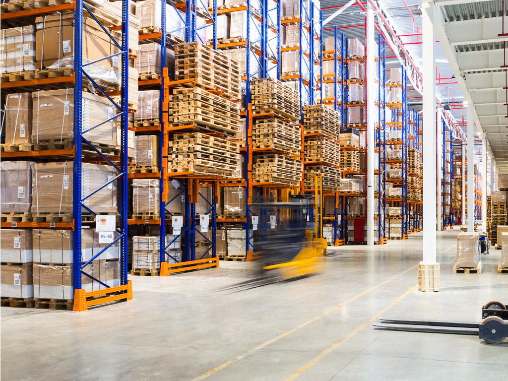7-Factors-To-Consider-When-Choosing-a-Warehousing-Company-cover-1.jpg